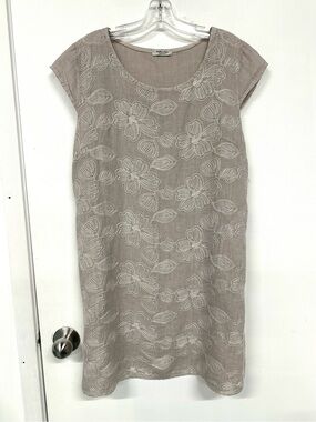 Puro Lino ecru linen embroidered floral dress L pockets Neutral Quiet Luxury